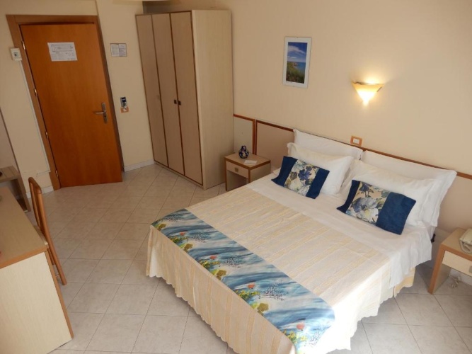 Standard Quadruple room with balcony