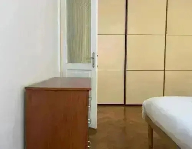 Flat Belpoggio 13