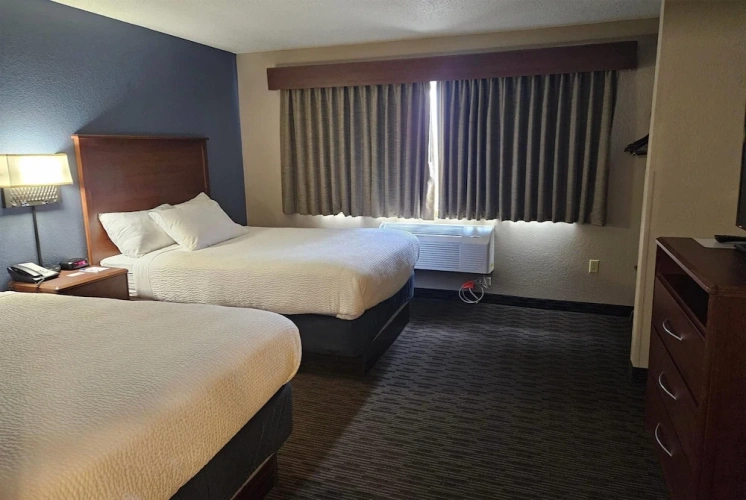 2 Bedrooms Quadruple Suite