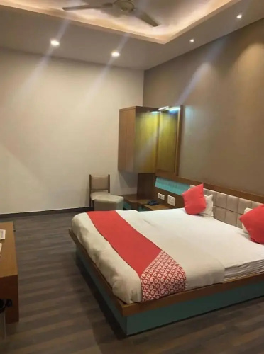 Hotel Raghupati - Ayodhya