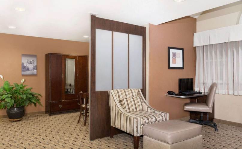 Studio 6 Suites - Breaux Bridge, La - Breaux Bridge, LA