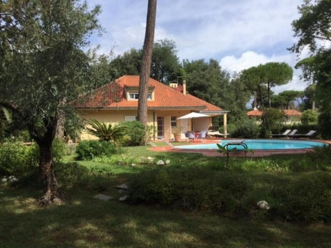 5 Bedrooms Sextuple Family Villa with sea view