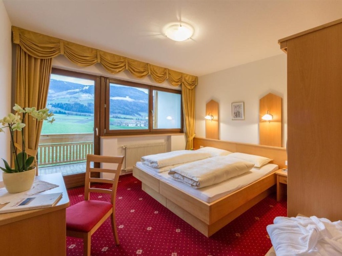 1 Bedroom Apartment with balcony