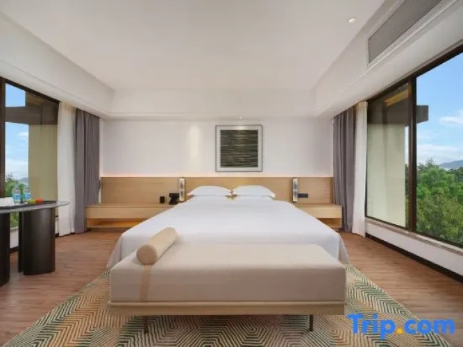 Deluxe Family Suite