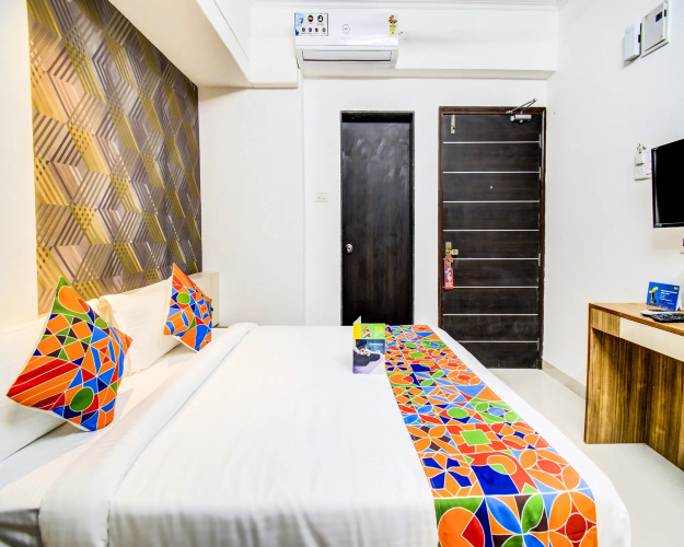 FabExpress Marvel Bliss Viman Nagar
