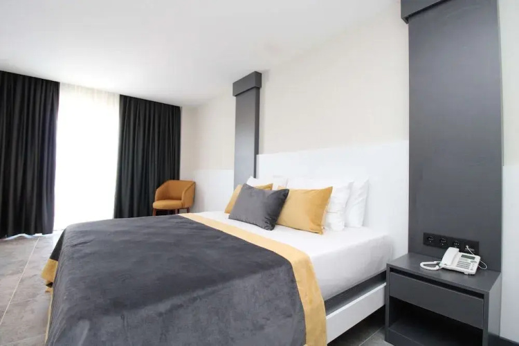Laroxx Hotel Lara
