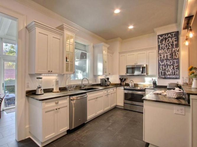 2 Bedrooms Cottage
