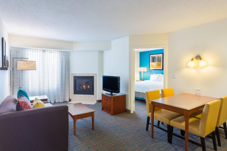 2 Bedrooms Suite
