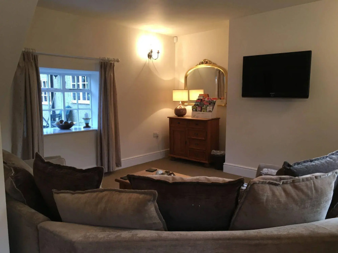 Bridge Farm Hotel