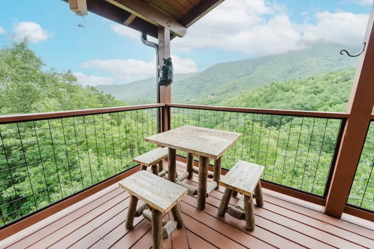 Ali's Dream 3 Bedroom Cabin by RedAwning