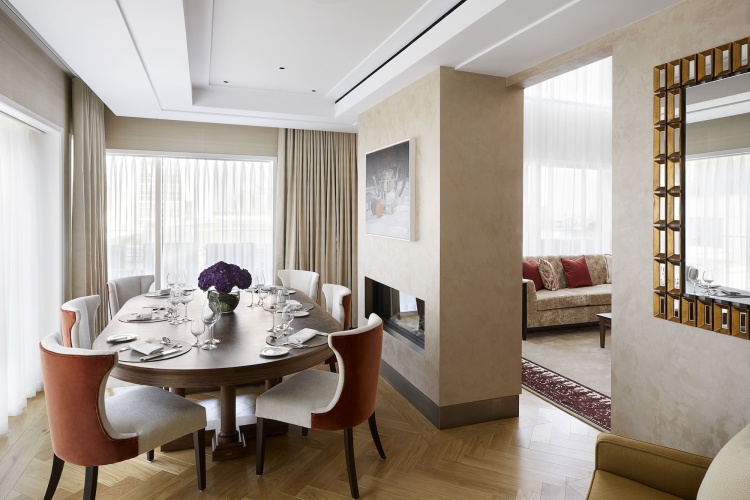 Four Seasons Hotel London At Ten Trinity Square photo 25