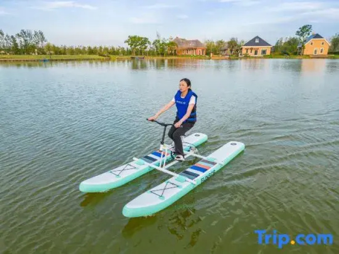 Lake Roli Resort