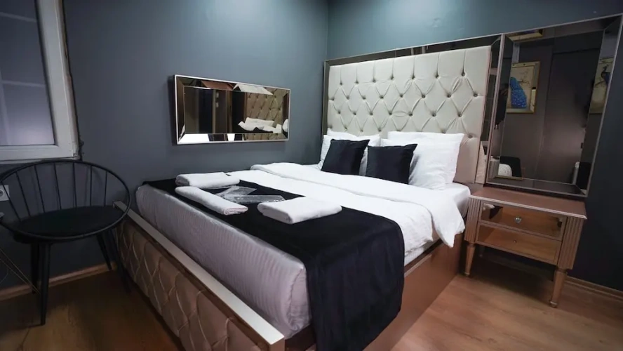 Economy room