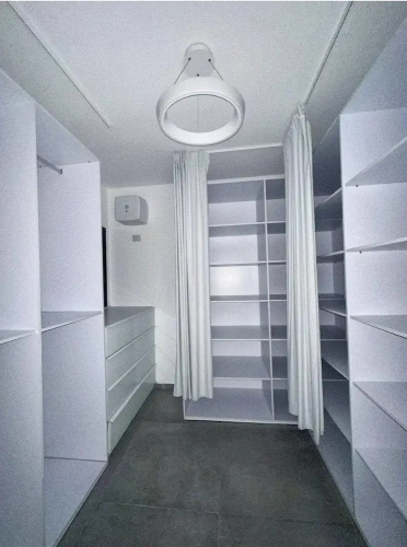 Charming 4BR APT with Stellar Sea View