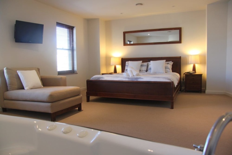 Guest rooms