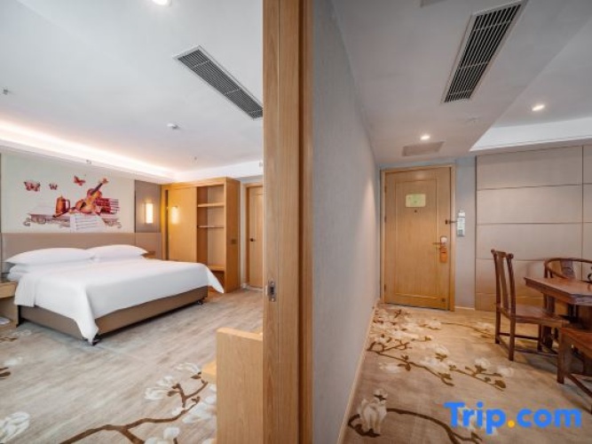 Deluxe Double Suite