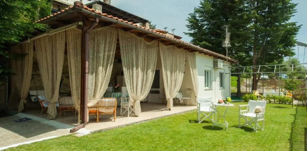 D&P House
