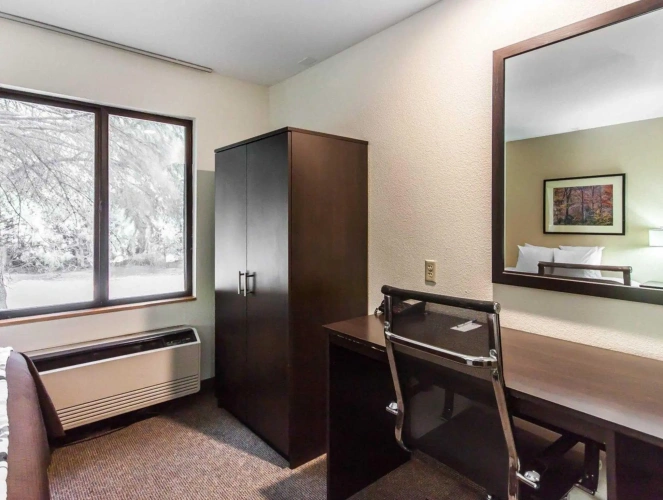 Standard Double room with view