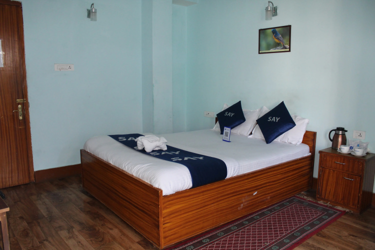 Say Rooms Pema Thang
