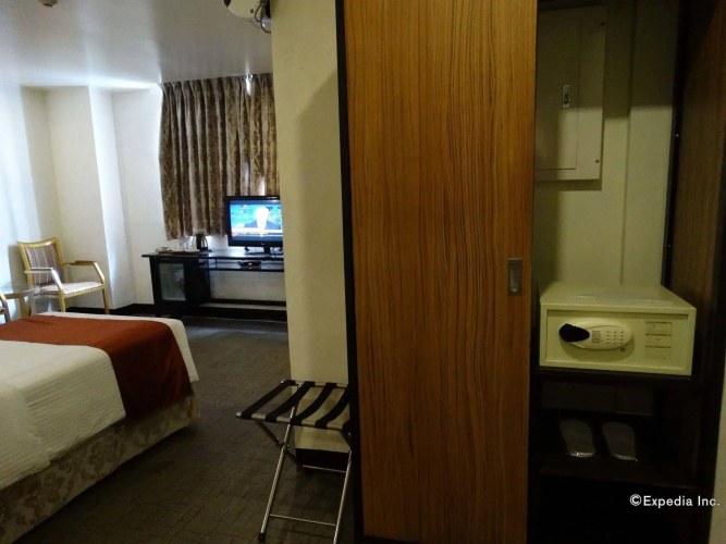 D Circle Hotel