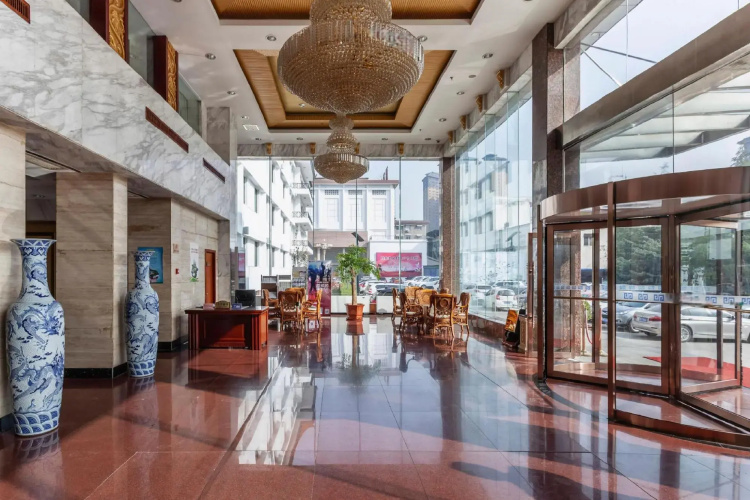 Yuncheng Hotel