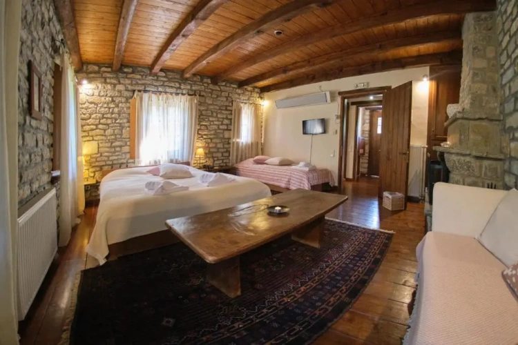 Standard Double room with view