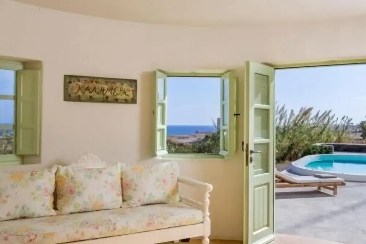 Green Windmill Villa - Santorini