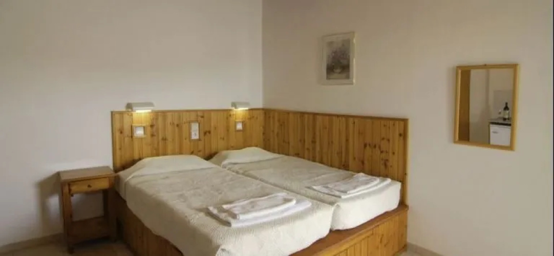 Chrysanthi Hotel Studio & Apartments