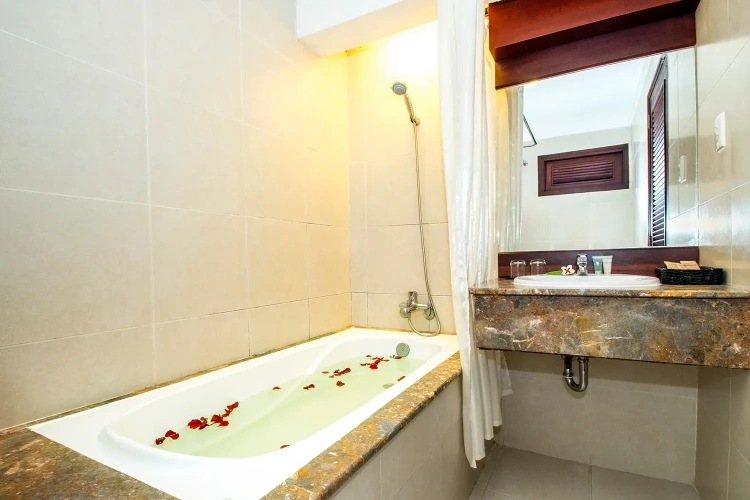 Deluxe room with ocean view