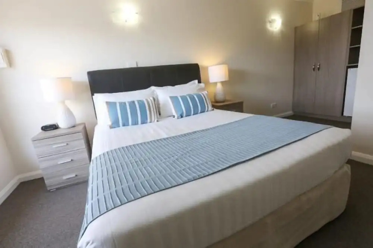 Seven Pines Motor Inn