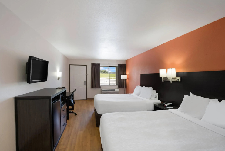 Quality Inn & Suites Junction