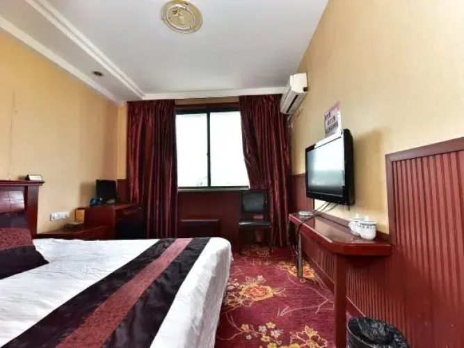 Longxian Hotel