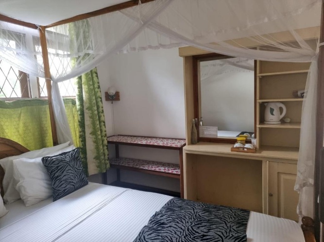 Economy Double room with view