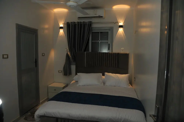 crystala guest house