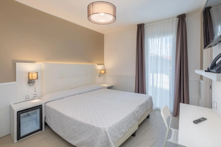 Hotel Ambassador