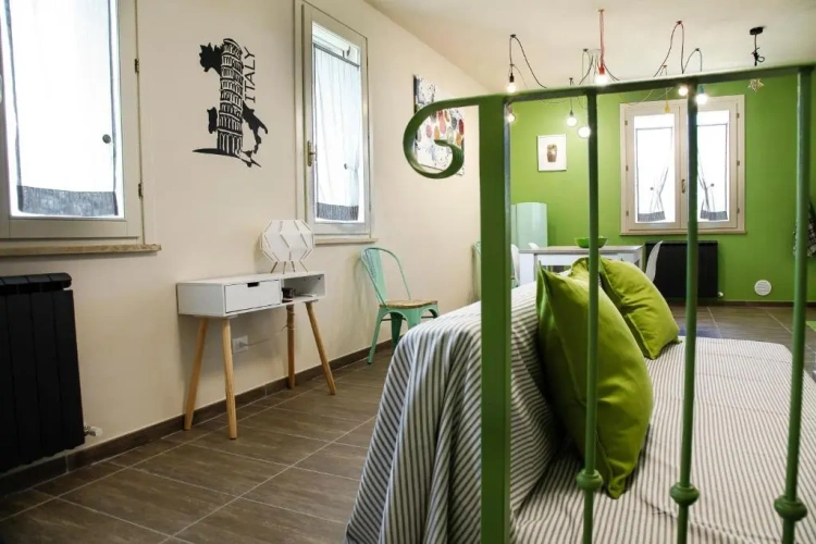 2 Bedrooms Apartment