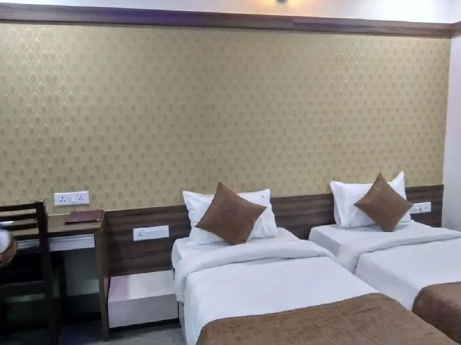 Hotel Samrat