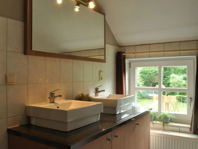 Elegant Villa in Bomal