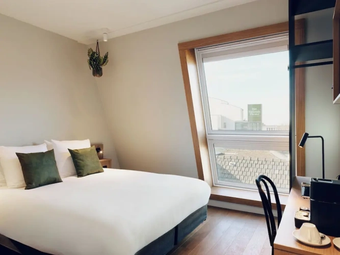 Comfort room