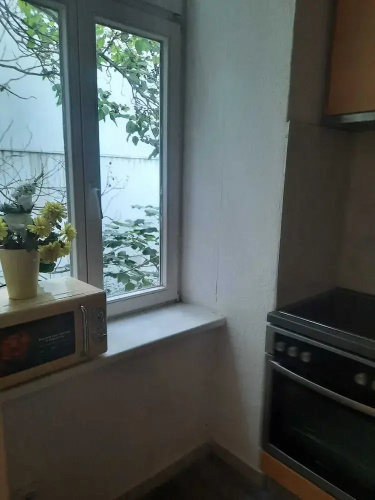 Charming 1BR Apt Steps from Belvedere