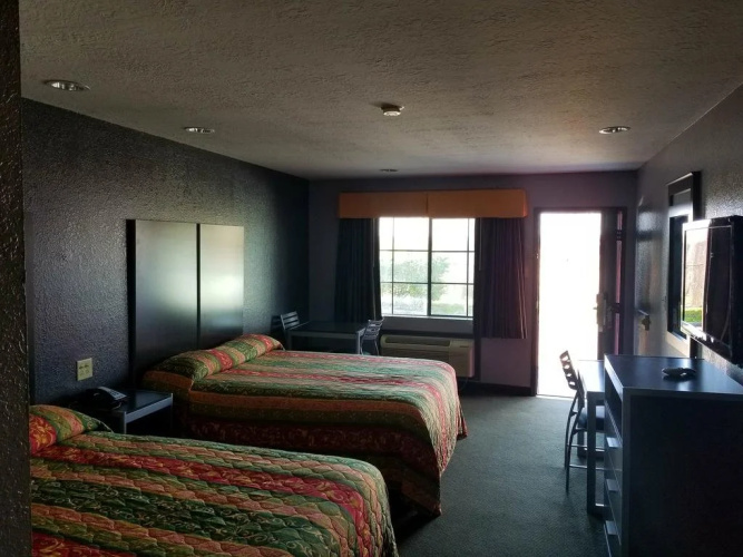 Executive Inn