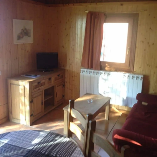 2 Bedrooms Cottage