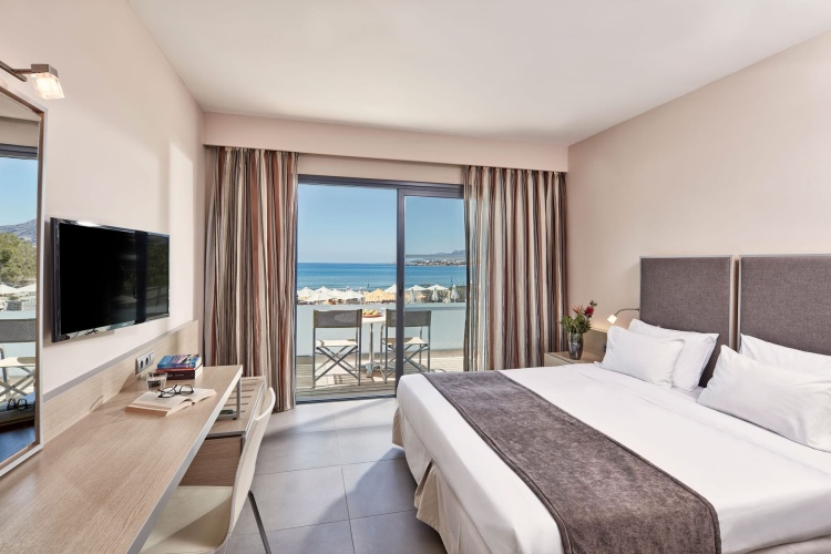 Standard Double room with sea view