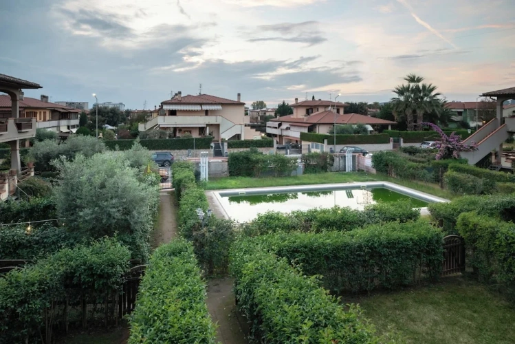 3 Bedrooms Superior Duplex room with pool view