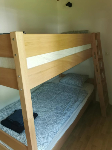 Počitniška HIŠKA POLOVNIK