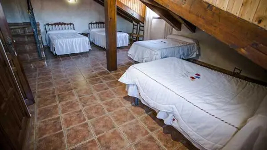 Casa Rural Castillo Diempures