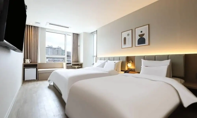 Standard Twin room