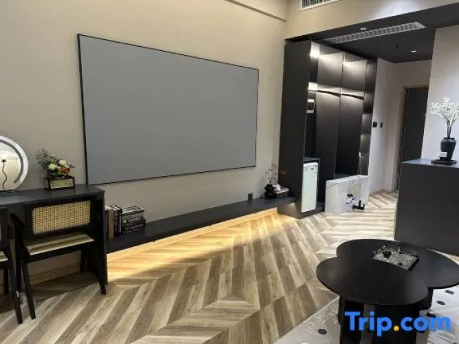 Standard Double room with city view