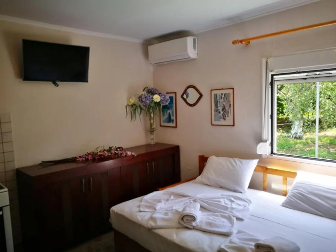 Cristi Apartments