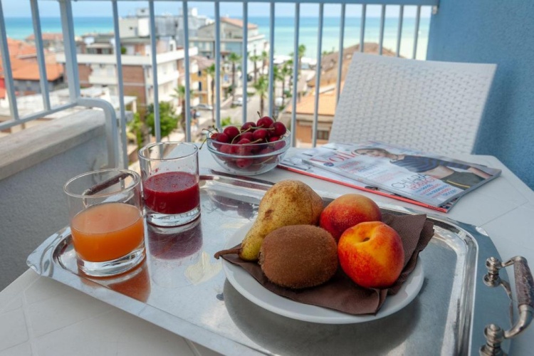 Standard Double room with sea view